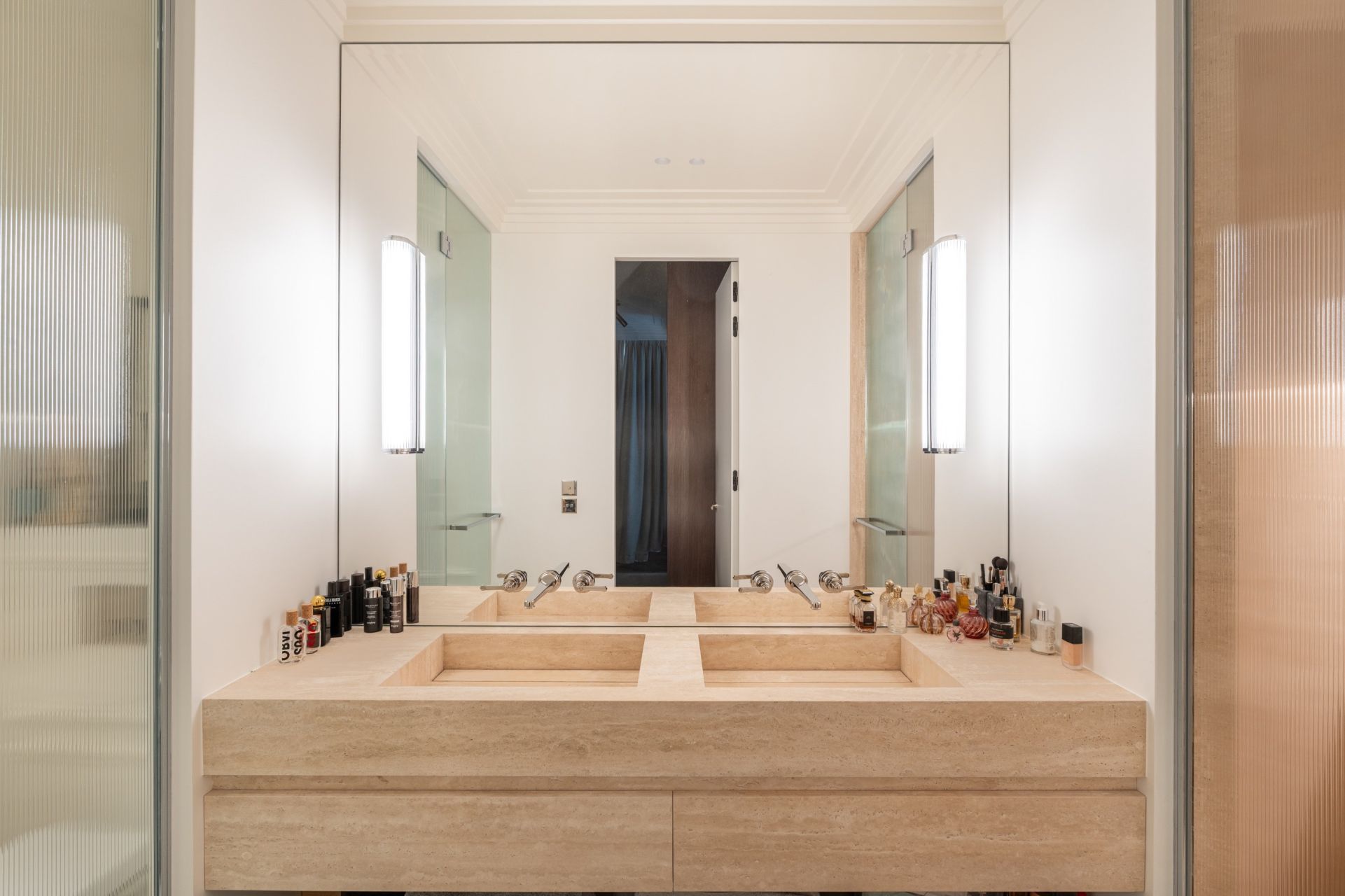 apartment 7 Rooms for sale on PARIS (75006)