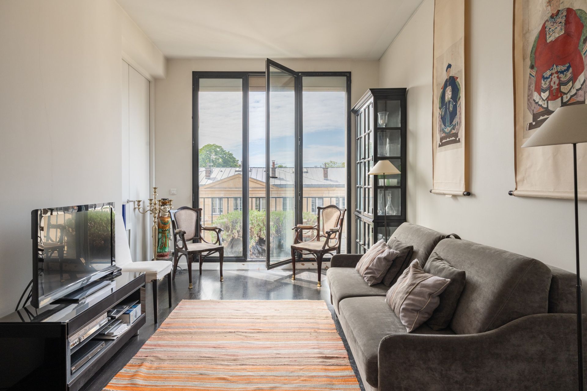 apartment 6 Rooms for sale on PARIS (75007)