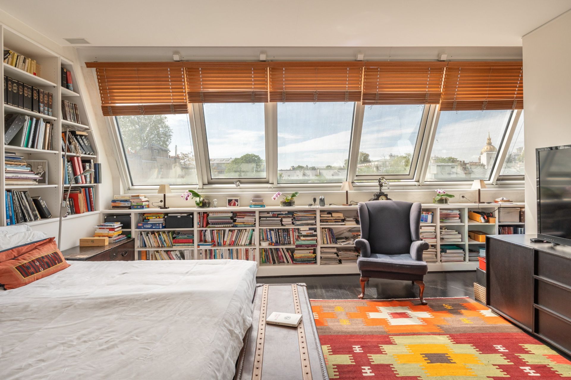 apartment 6 Rooms for sale on PARIS (75007)