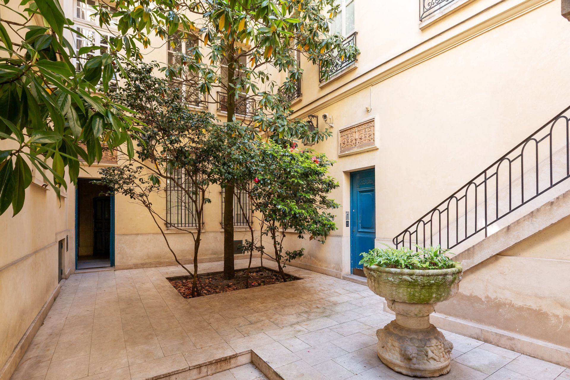 appartement 6 Pièces en vente sur PARIS (75006)