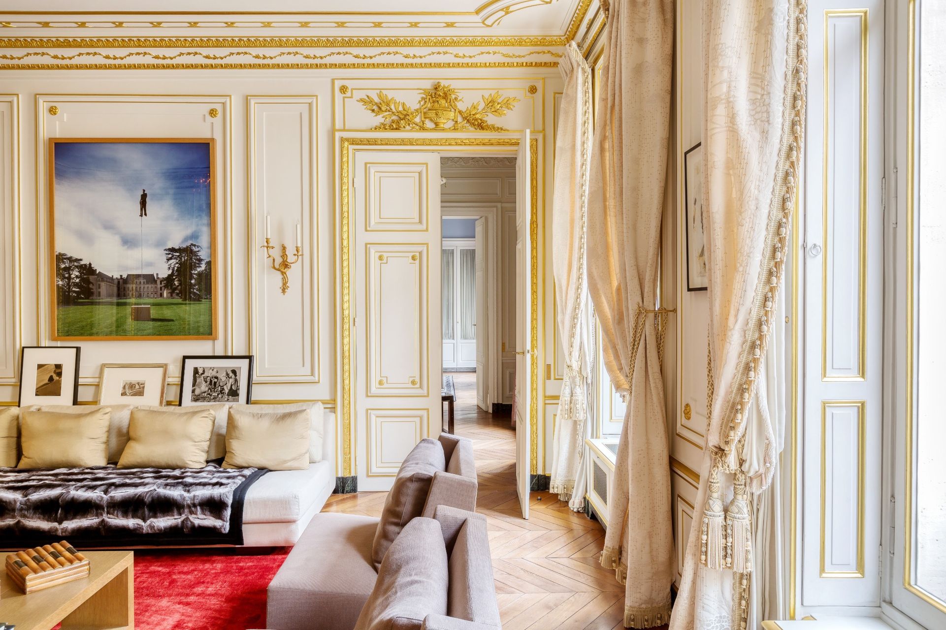 apartment 7 Rooms for sale on PARIS (75008)
