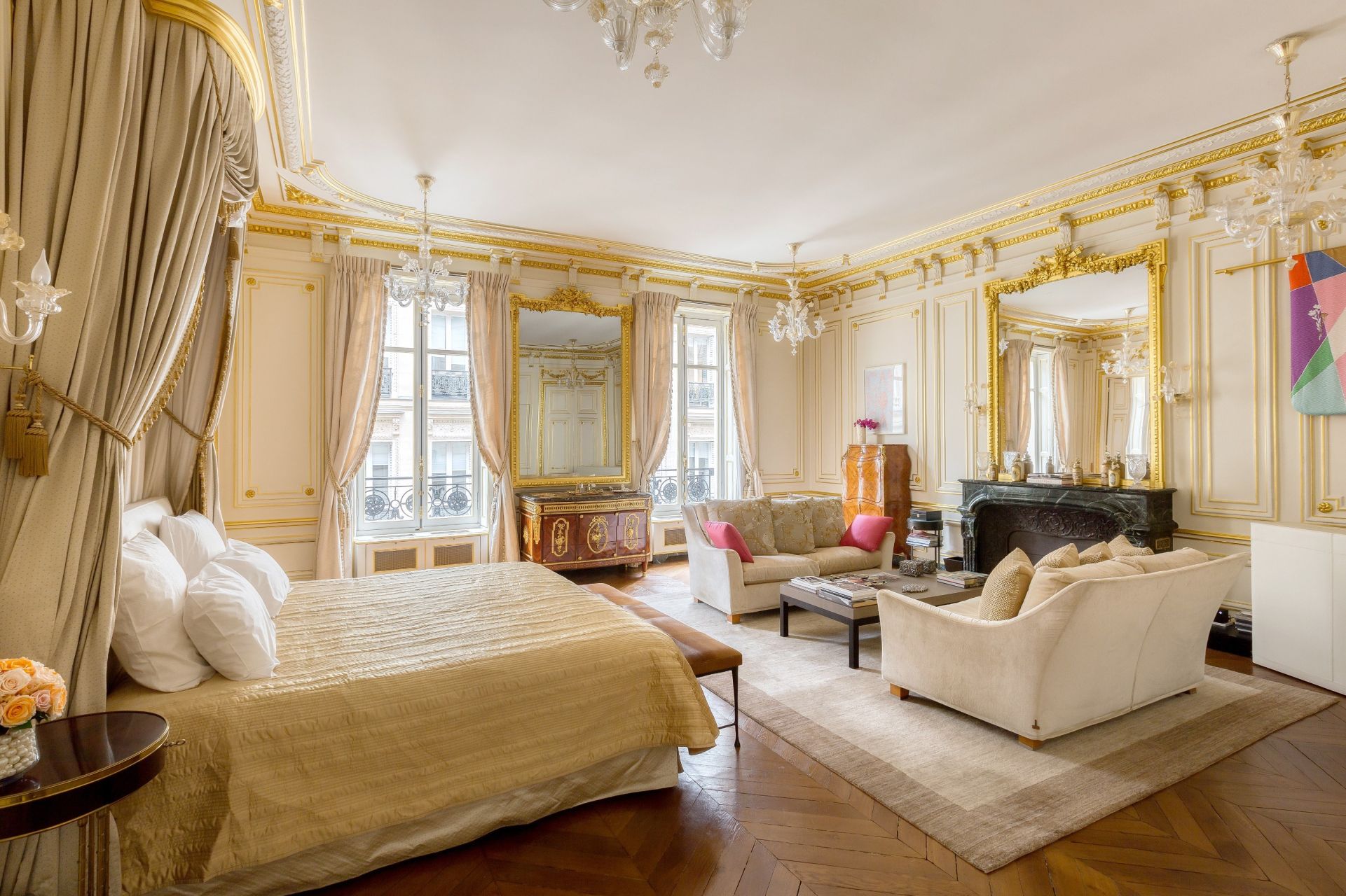 apartment 7 Rooms for sale on PARIS (75008)