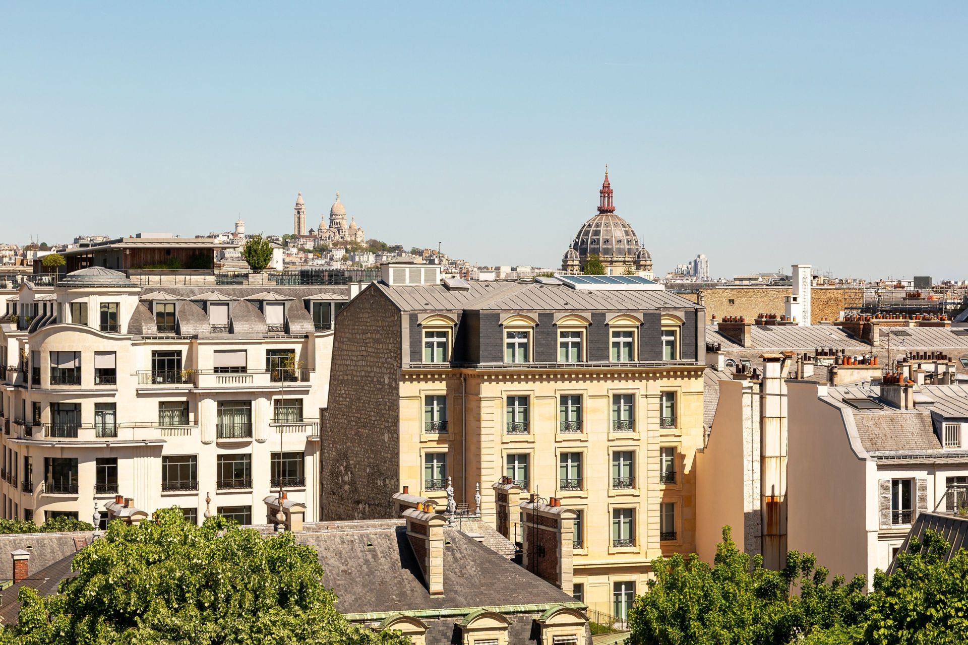 apartment 4 Rooms for sale on PARIS (75008)