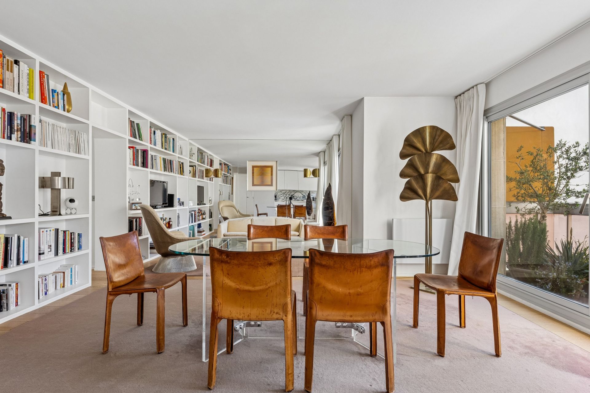 apartment 5 Rooms for sale on PARIS (75018)