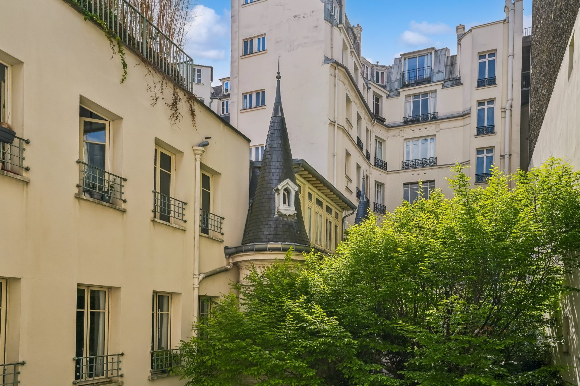 appartement 10 Pièces en vente sur PARIS (75017)