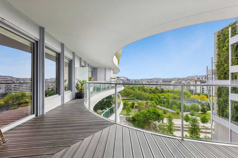 apartment 2 Rooms for sale on PARIS (75017)