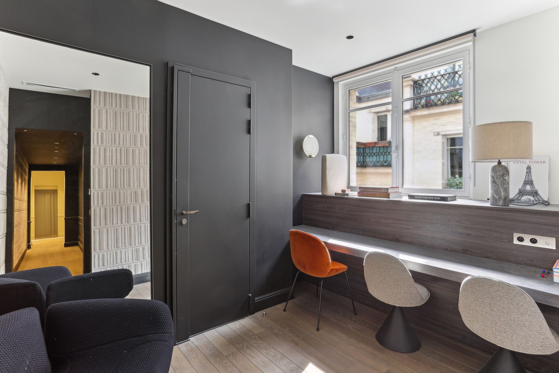 apartment 5 Rooms for sale on PARIS (75008)