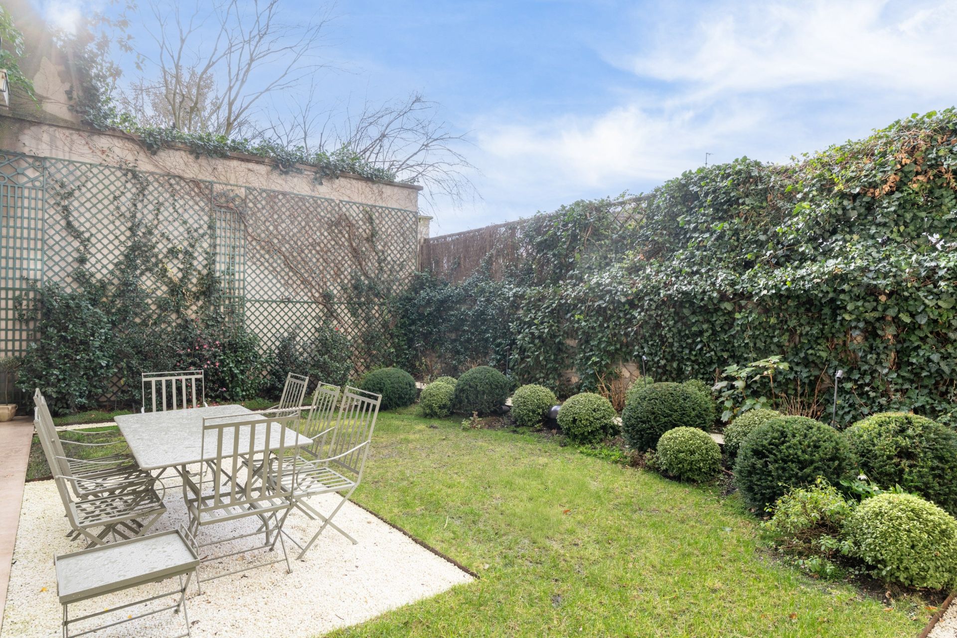 appartement 6 Pièces en location sur PARIS (75007)