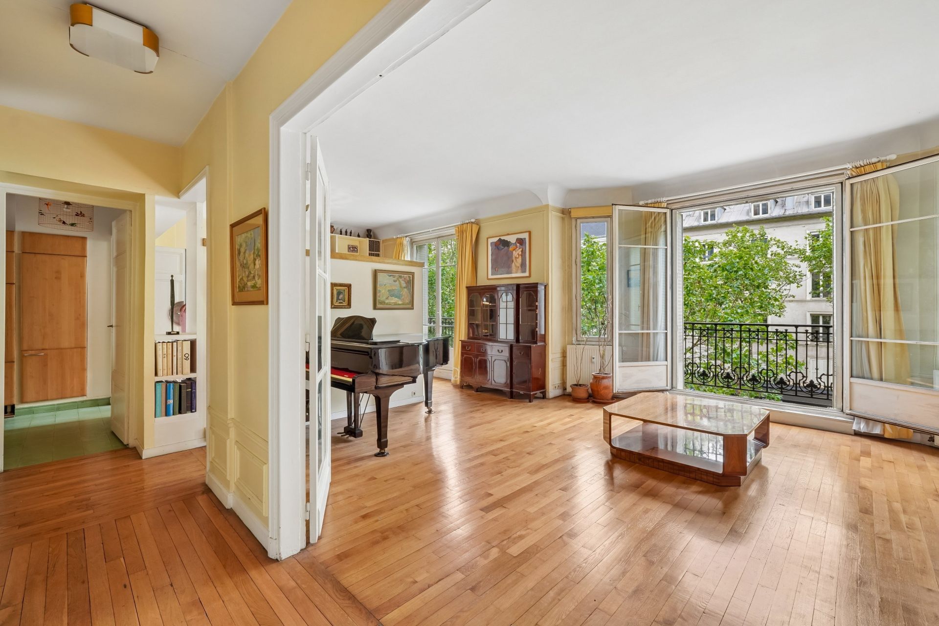 apartment 6 Rooms for sale on PARIS (75006)