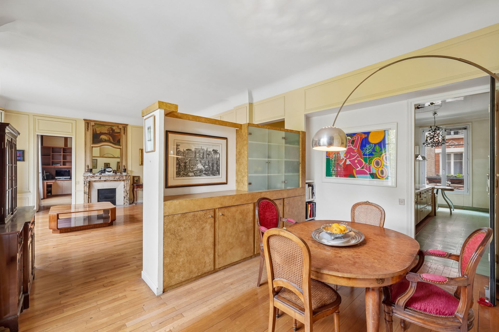 apartment 6 Rooms for sale on PARIS (75006)