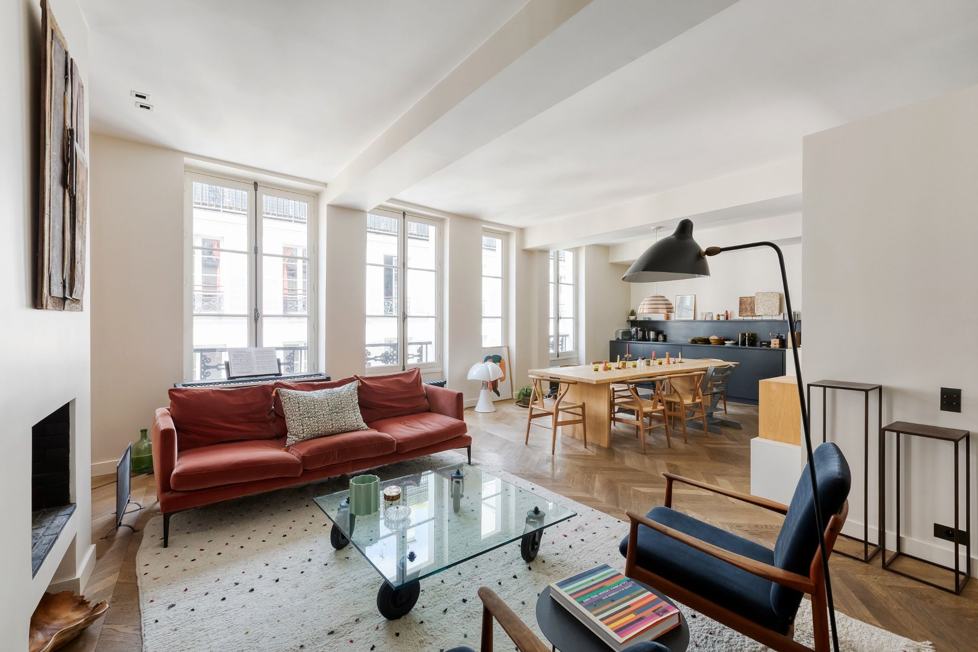 apartment 4 Rooms for sale on PARIS (75007)