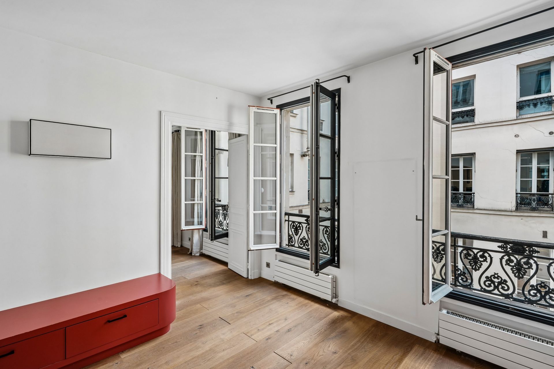 apartment 4 Rooms for sale on PARIS (75009)