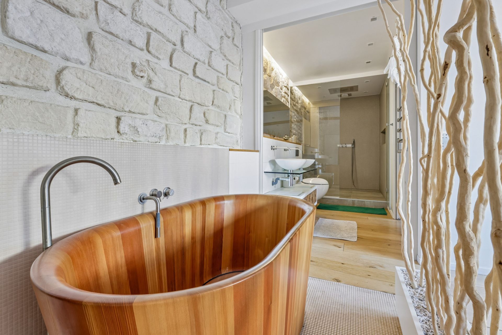 apartment 4 Rooms for sale on PARIS (75018)