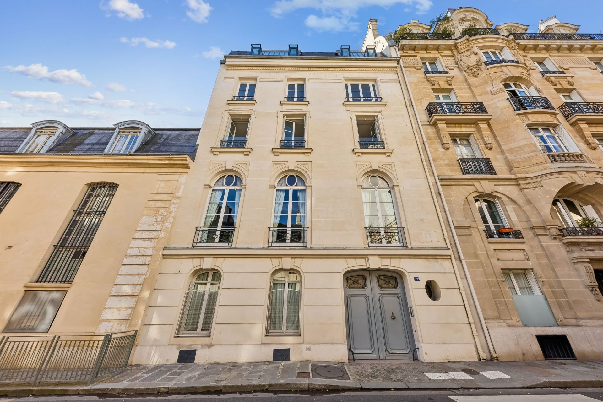 appartement 2 Pièces en vente sur PARIS (75007)