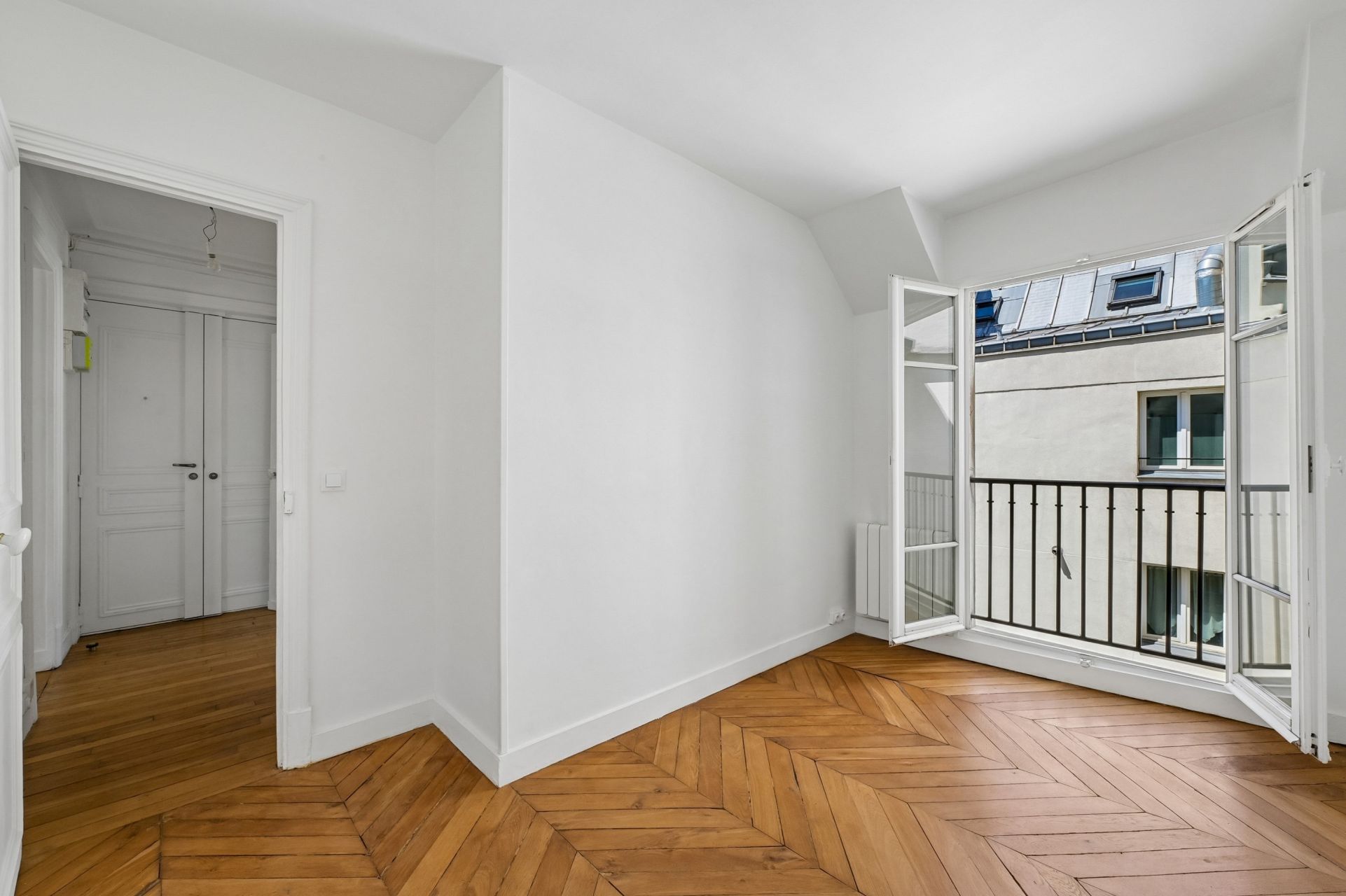 apartment 3 Rooms for sale on PARIS (75009)