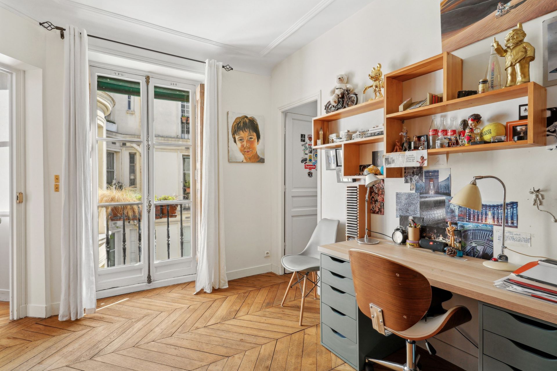 apartment 5 Rooms for sale on PARIS (75007)