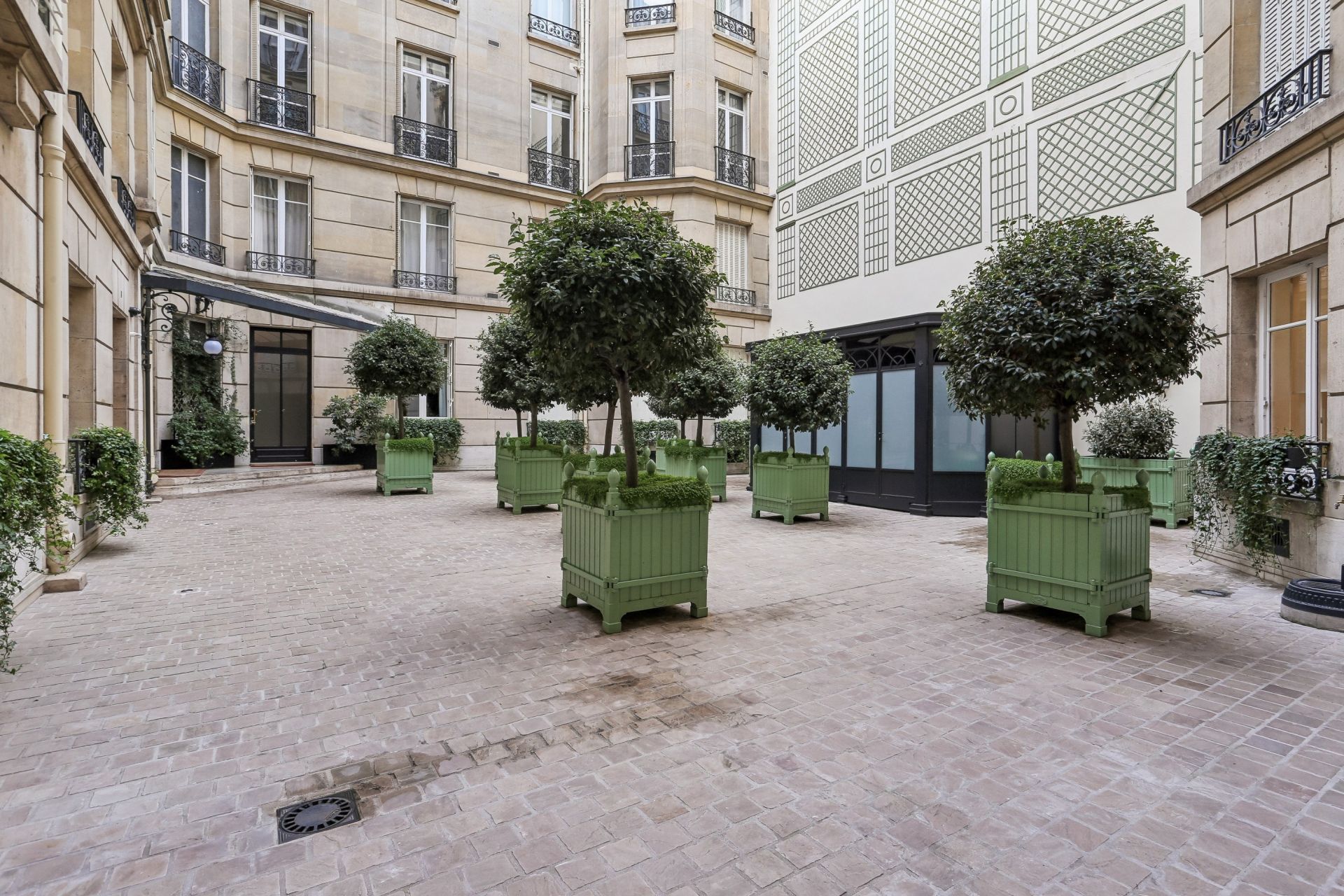 appartement 5 Pièces en vente sur PARIS (75008)