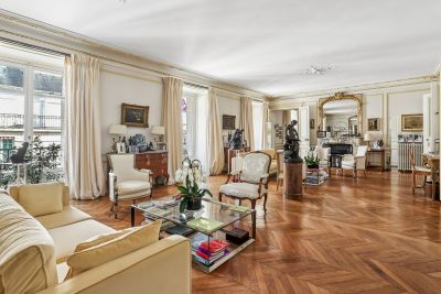 Vente Appartement Paris 8 5&nbsp;Pièces 285&nbsp;m²
