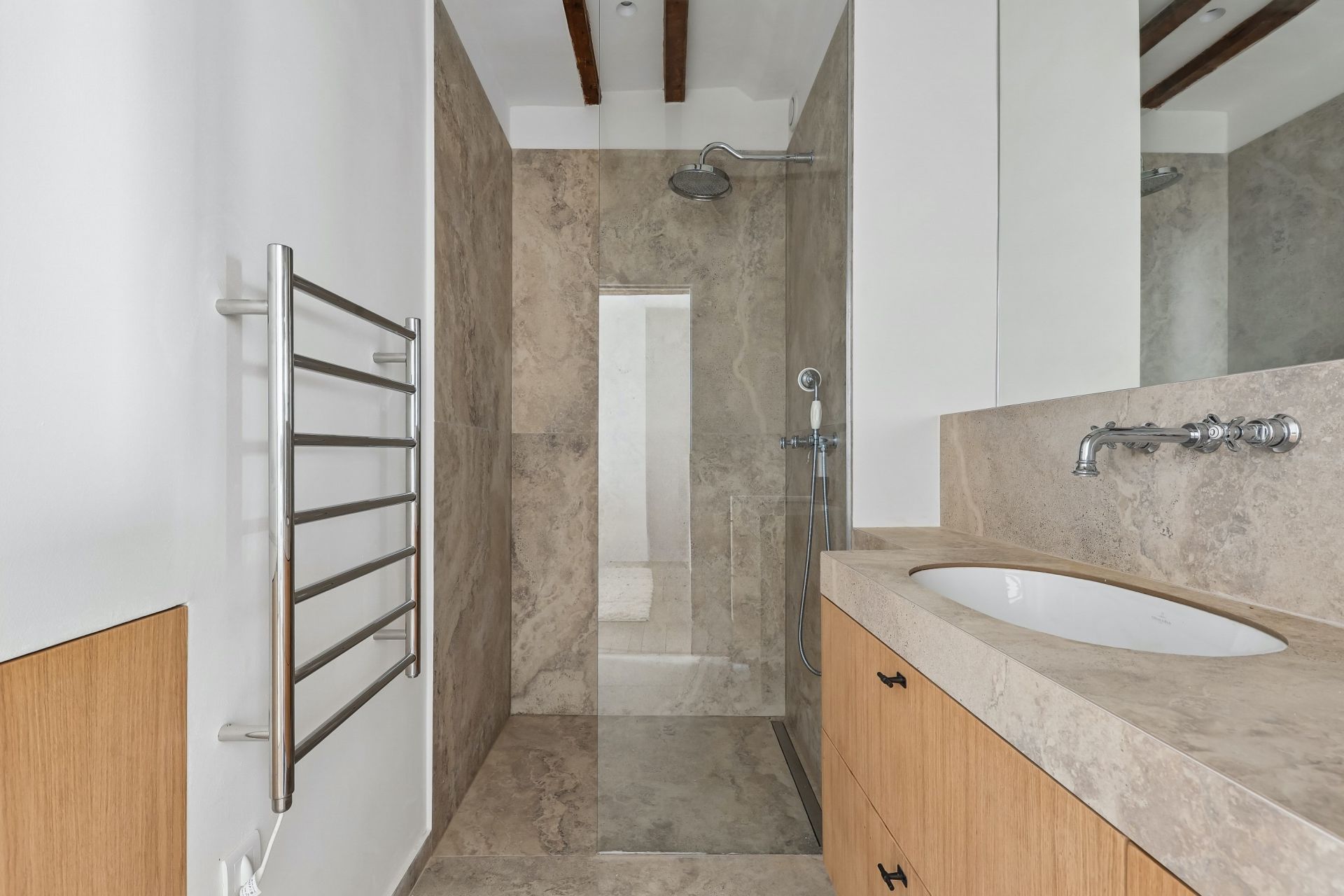 appartement 2 Pièces en vente sur PARIS (75007)
