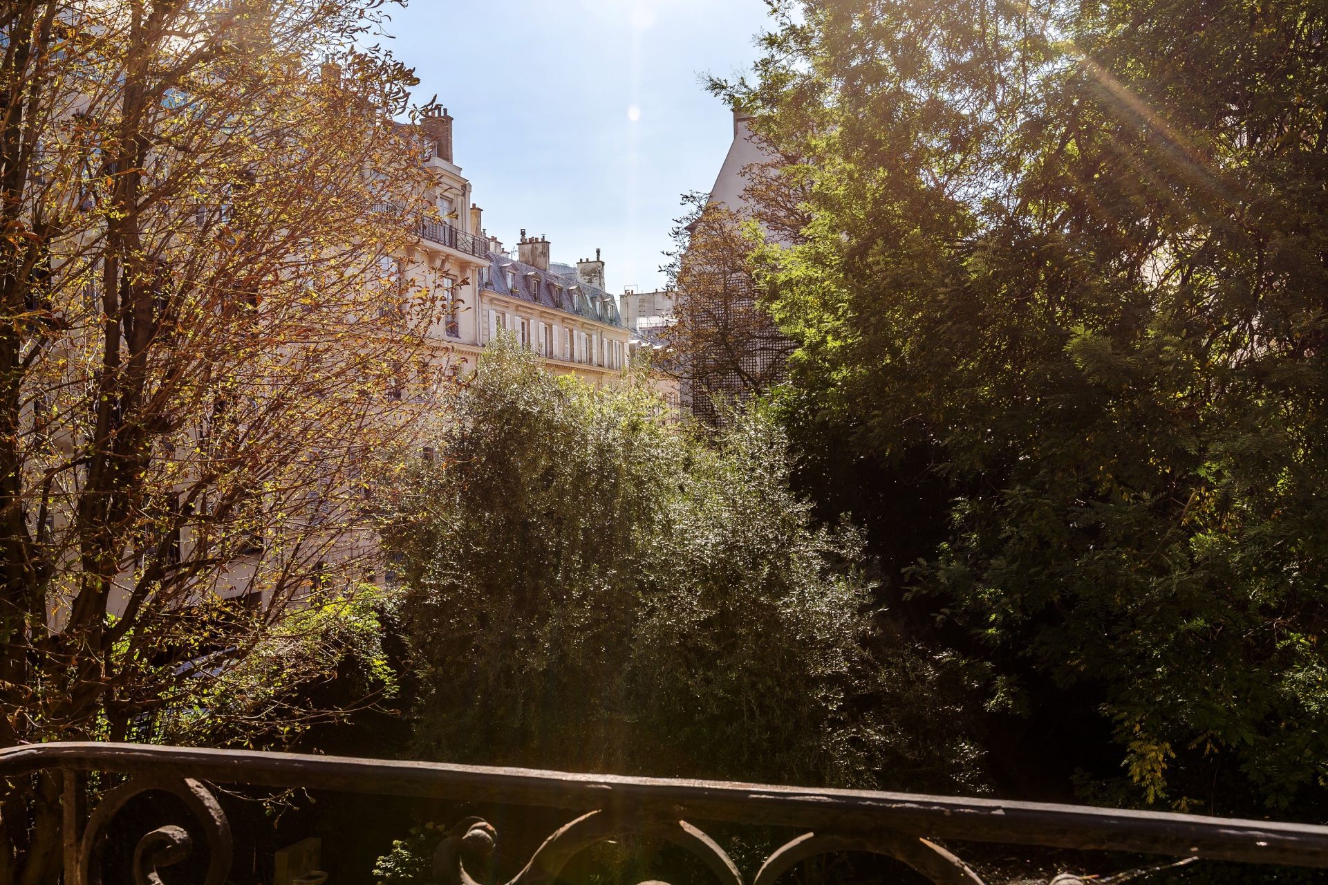 appartement 7 Pièces en vente sur PARIS (75007)