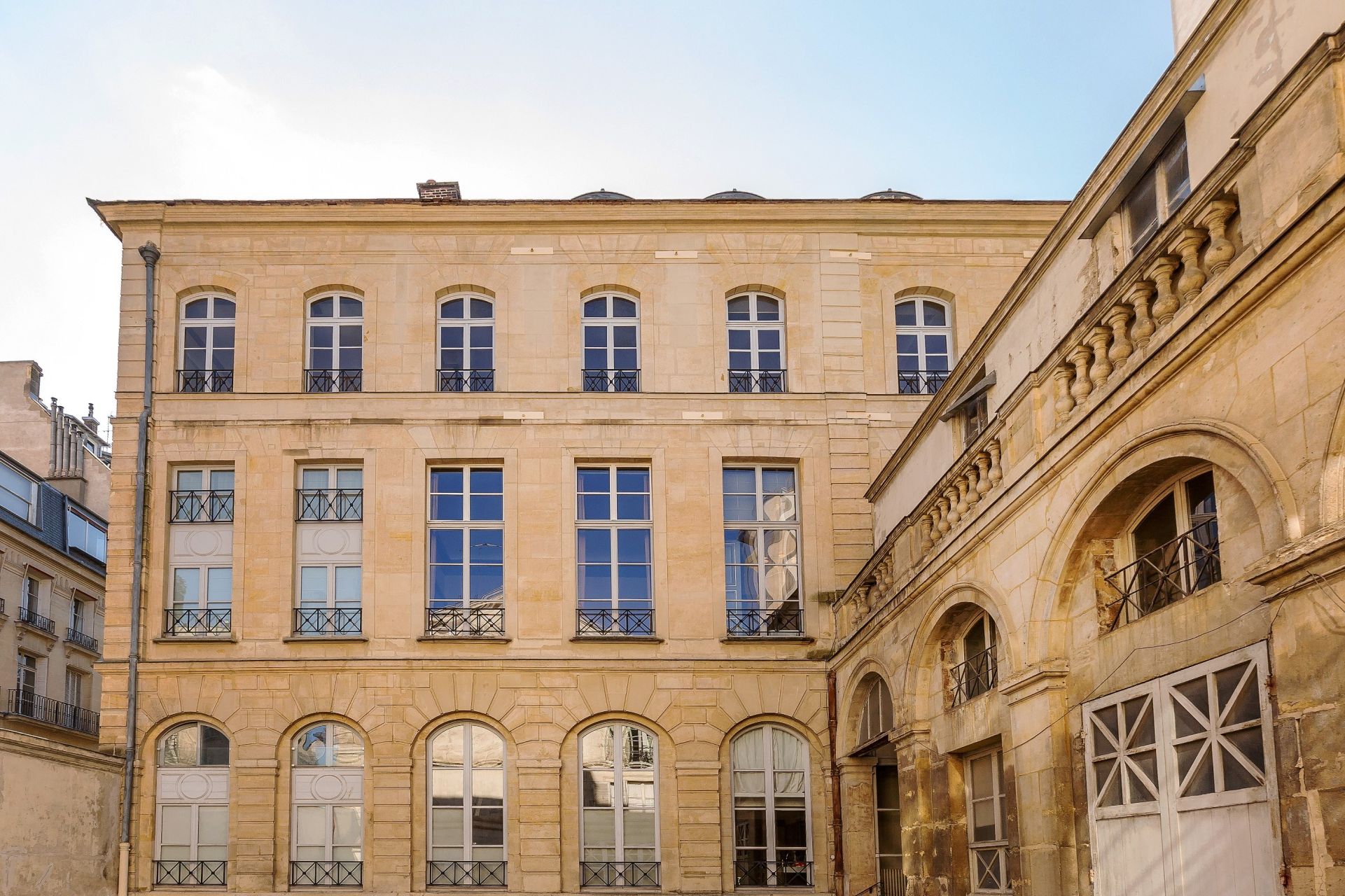 appartement 7 Pièces en vente sur PARIS (75007)