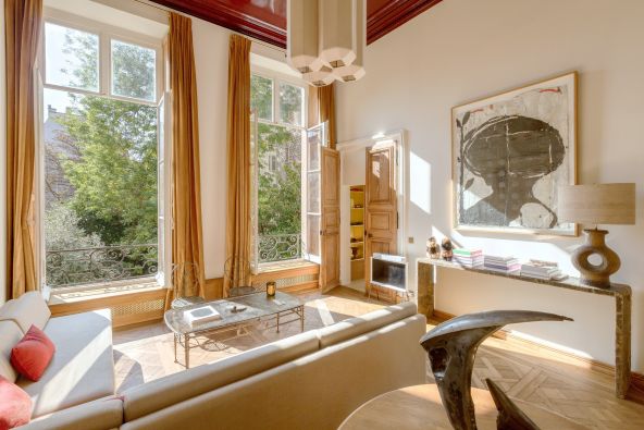 Vente Appartement Paris 7 7&nbsp;Pièces 140&nbsp;m²