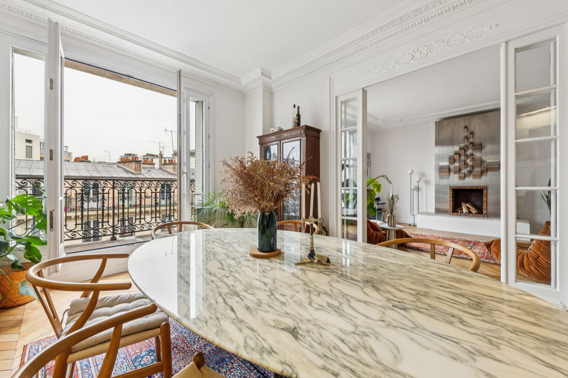 apartment 5 Rooms for sale on PARIS (75010)