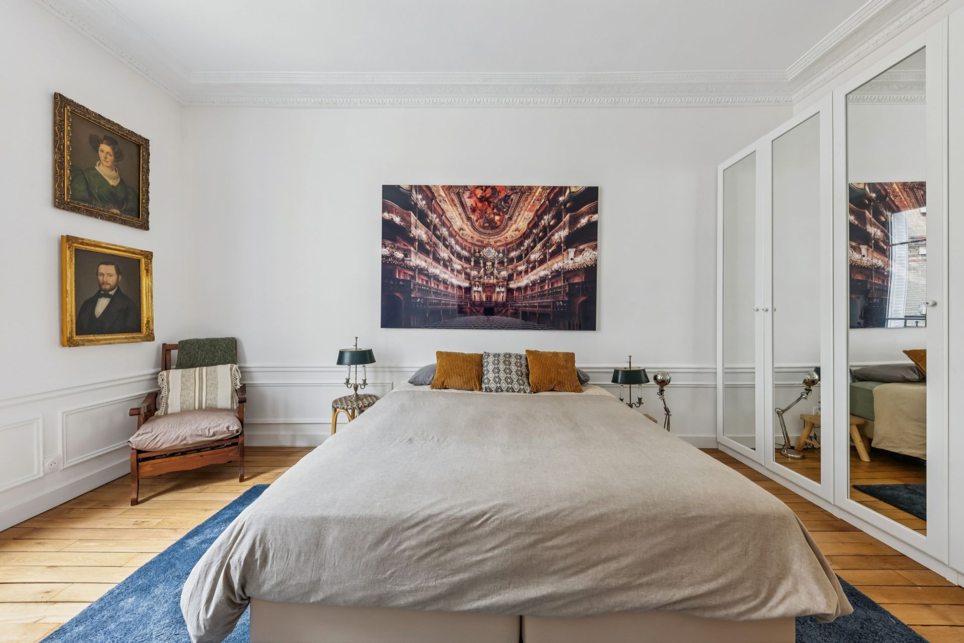 apartment 5 Rooms for sale on PARIS (75010)