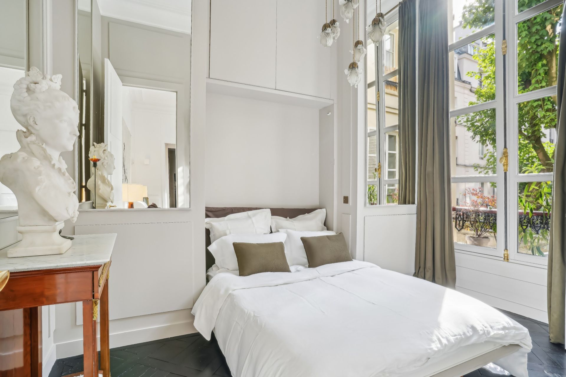apartment 2 Rooms for sale on PARIS (75001)