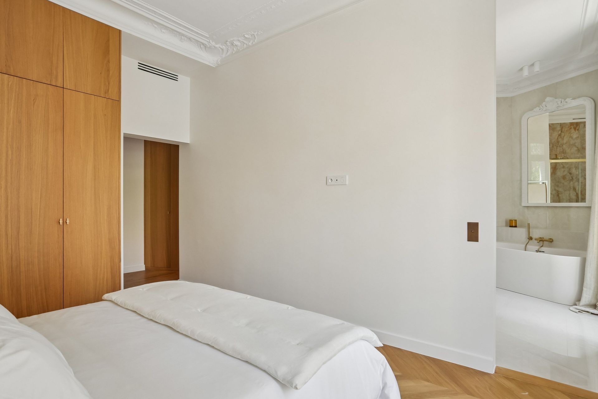 appartement 7 Pièces en vente sur PARIS (75016)