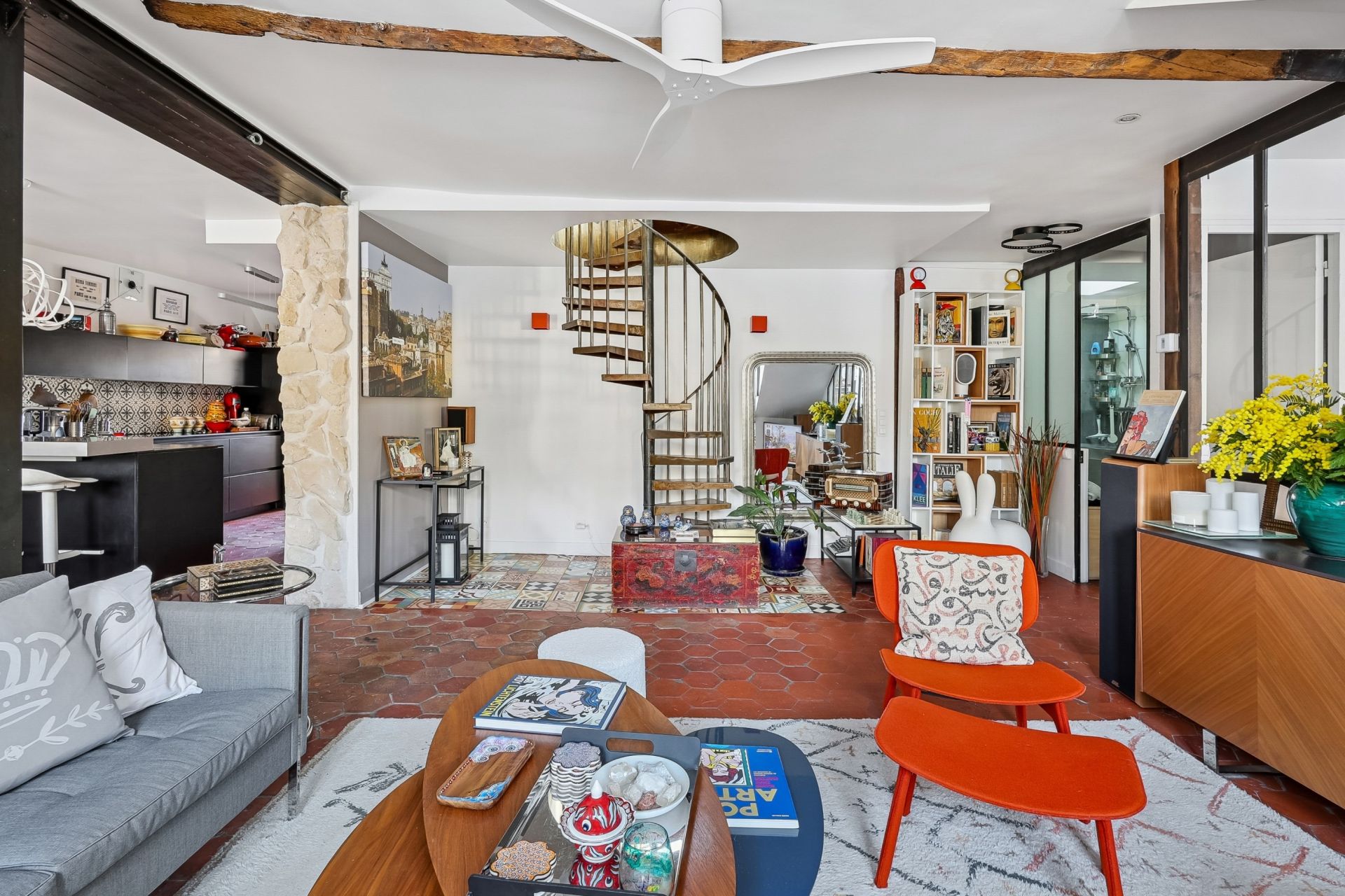apartment 4 Rooms for sale on PARIS (75004)
