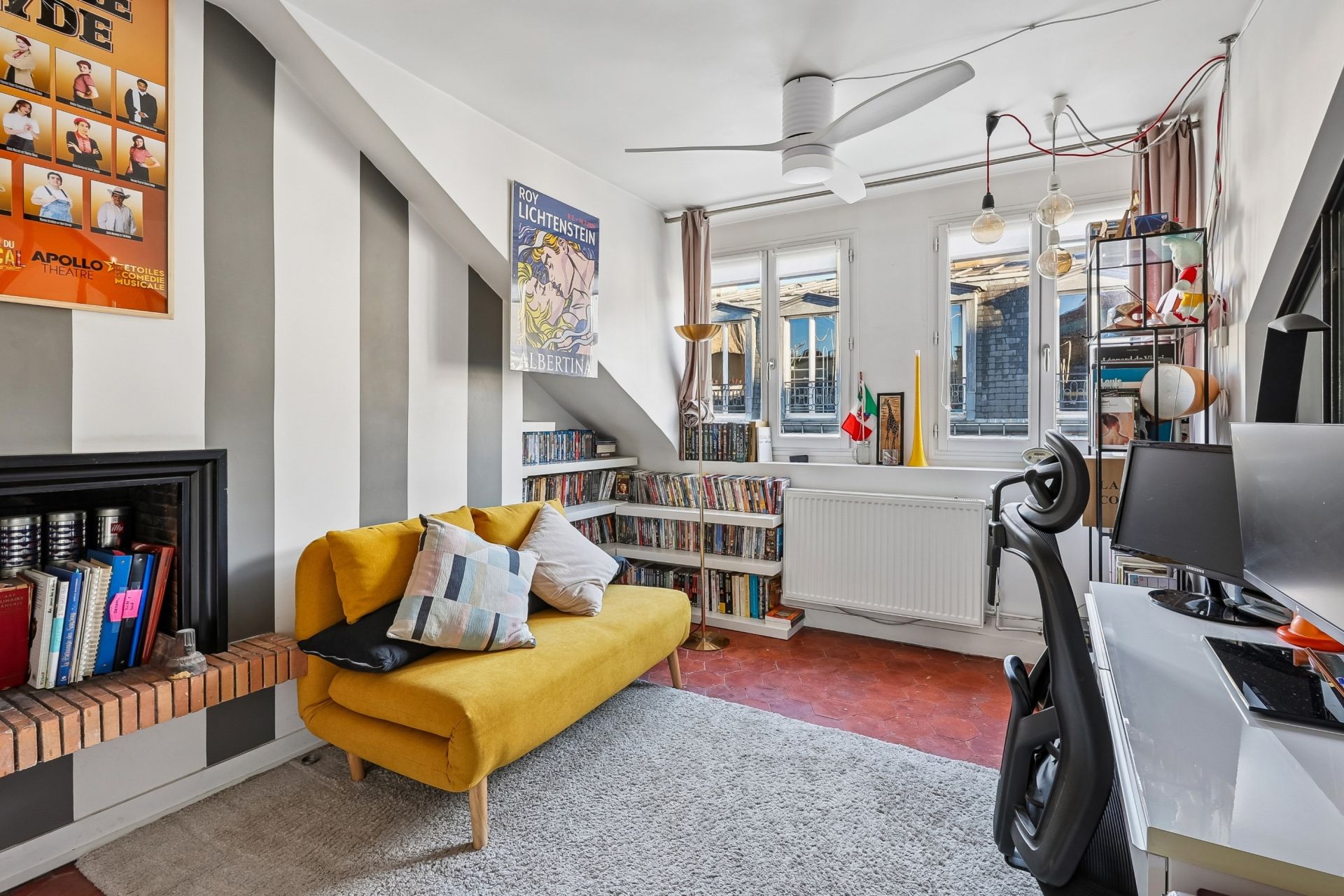 apartment 4 Rooms for sale on PARIS (75004)