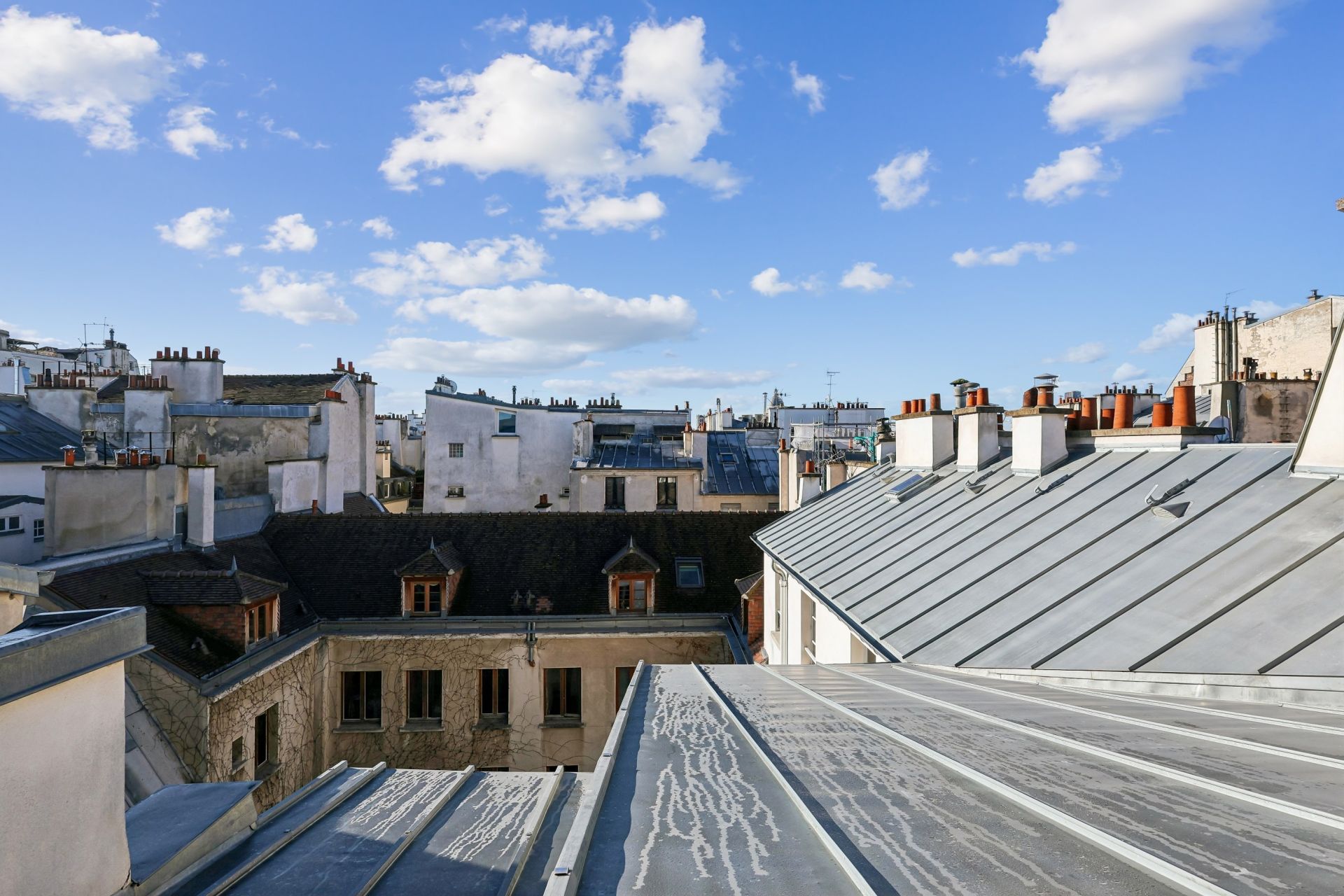 apartment 4 Rooms for sale on PARIS (75004)