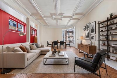 Vente Appartement Paris 9 7&nbsp;Pièces 242&nbsp;m²