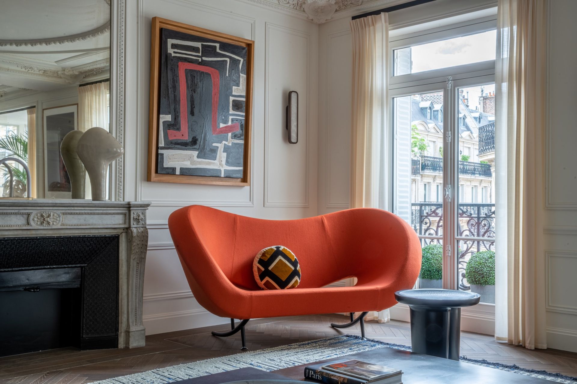 apartment 5 Rooms for sale on PARIS (75008)