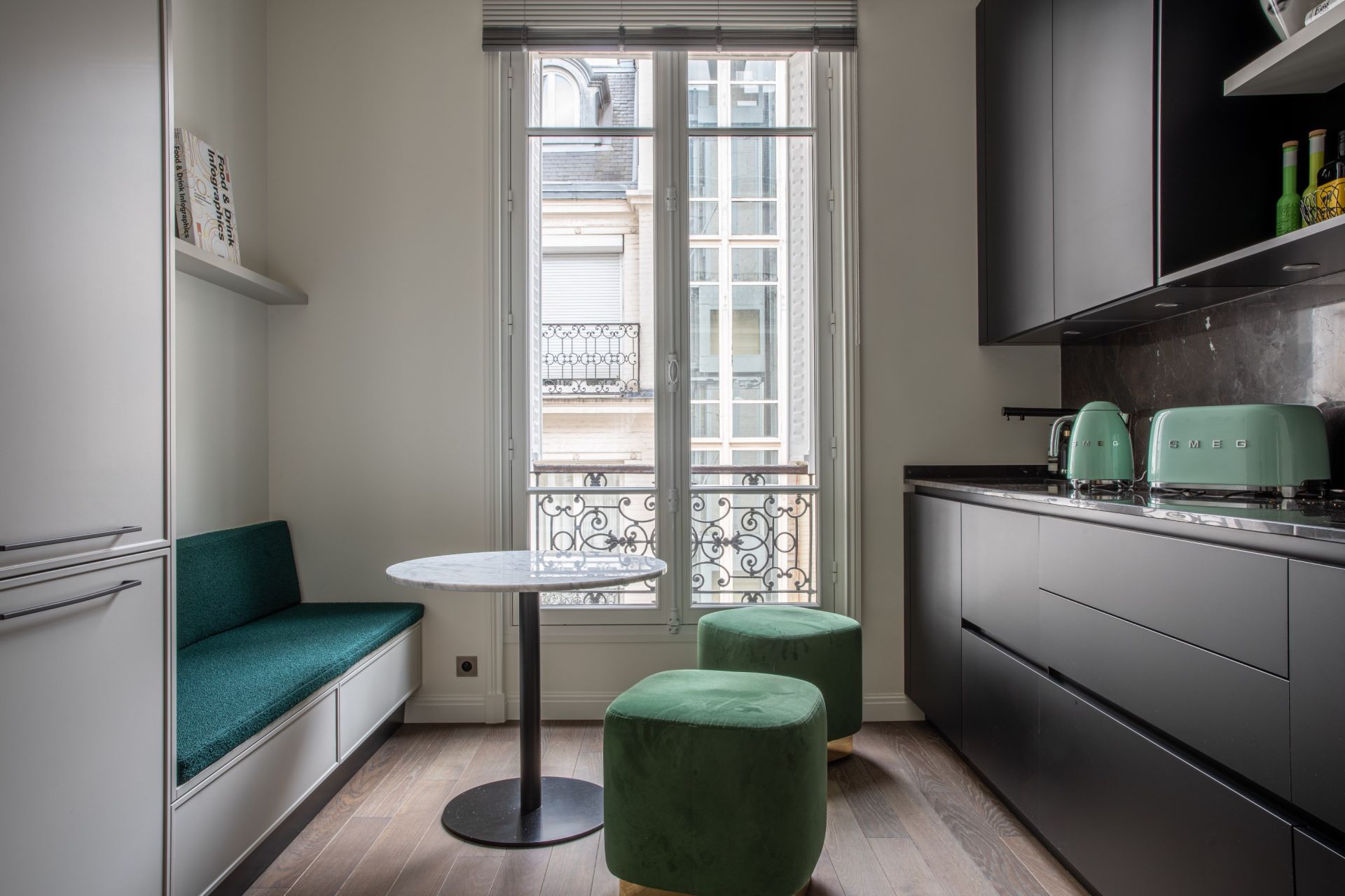 apartment 5 Rooms for sale on PARIS (75008)