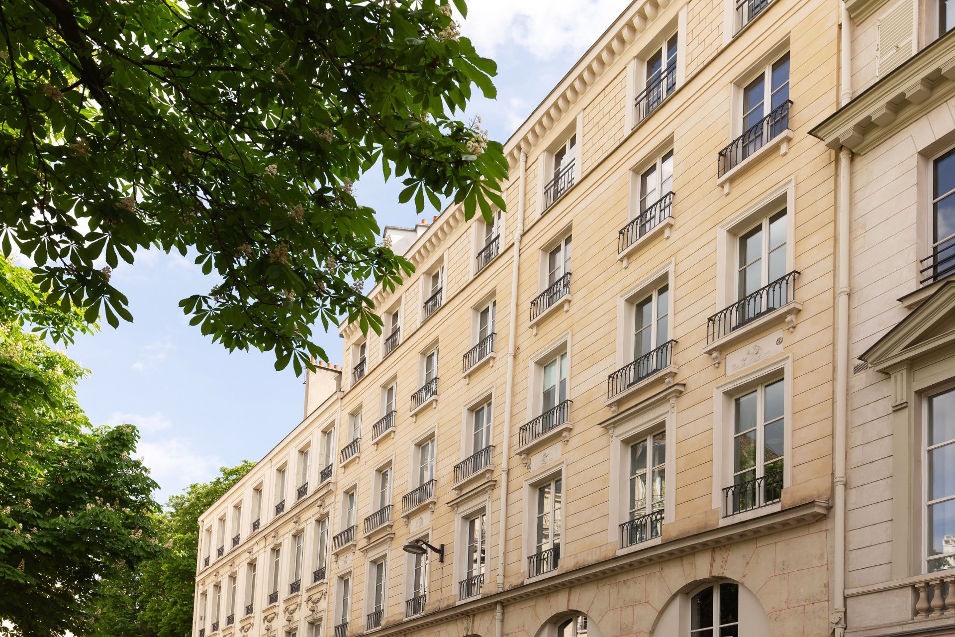 appartement 3 Pièces en vente sur PARIS (75007)