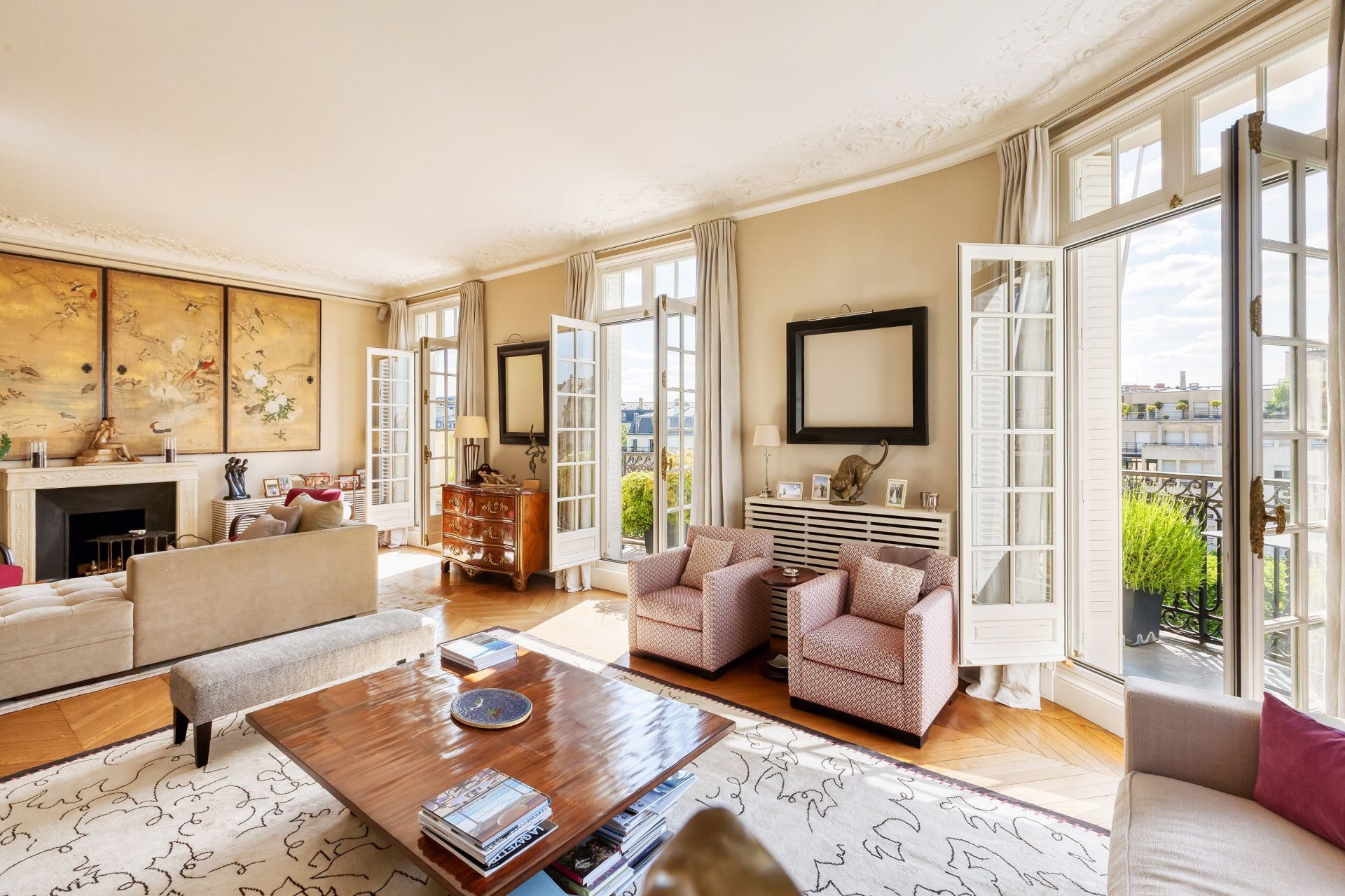 appartement 7 Pièces en vente sur PARIS (75007)