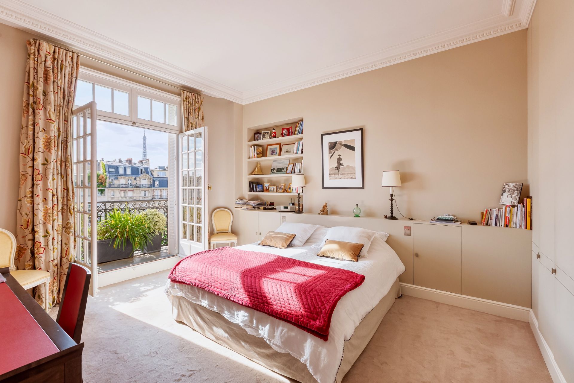 appartement 7 Pièces en vente sur PARIS (75007)