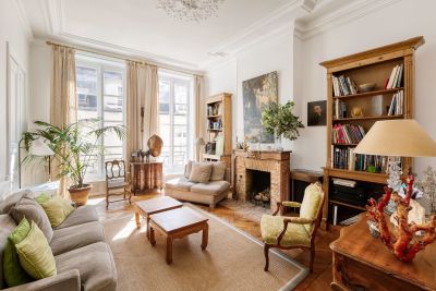 Vente Appartement Paris 7 6&nbsp;Pièces 152&nbsp;m²