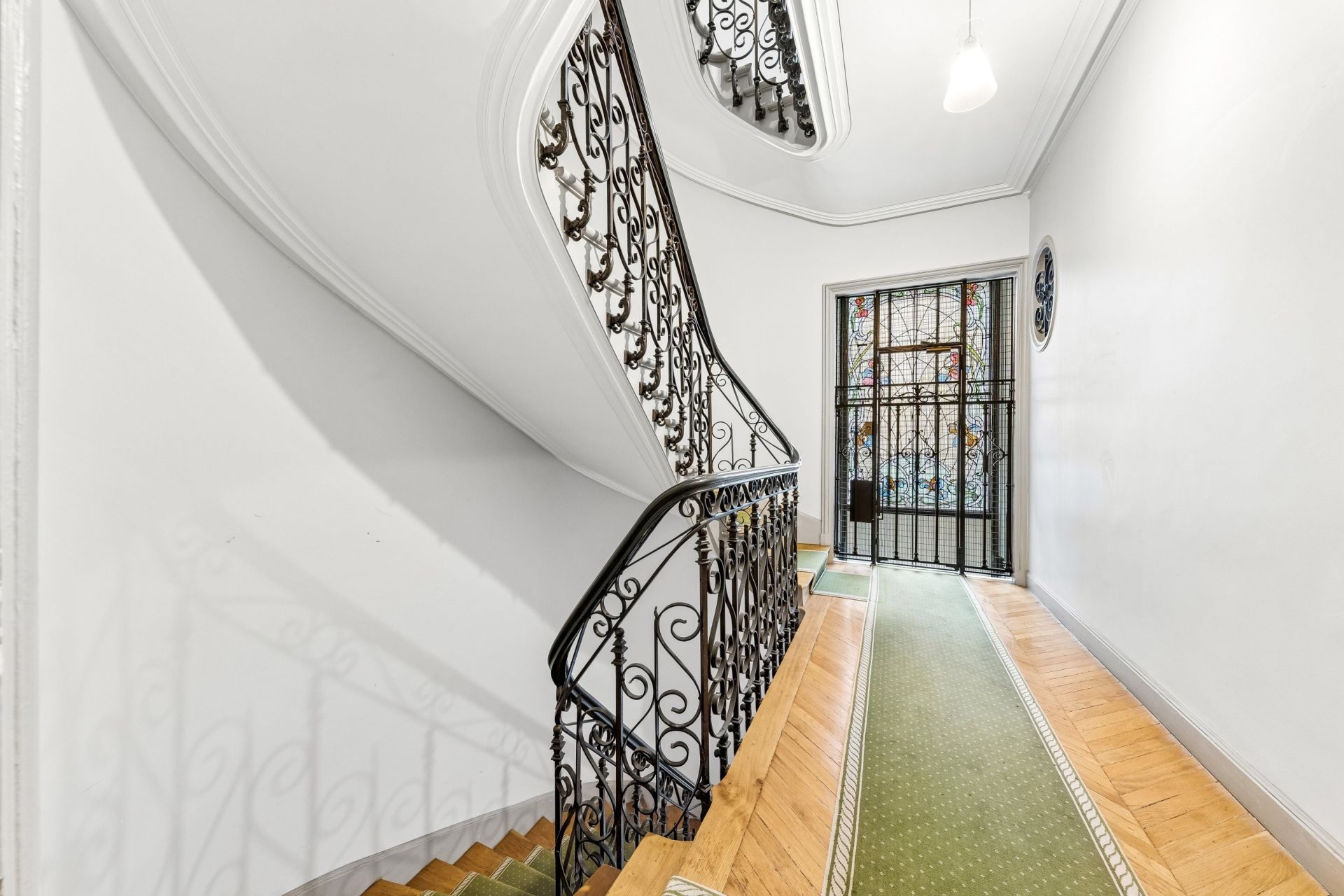 appartement 8 Pièces en vente sur PARIS (75009)