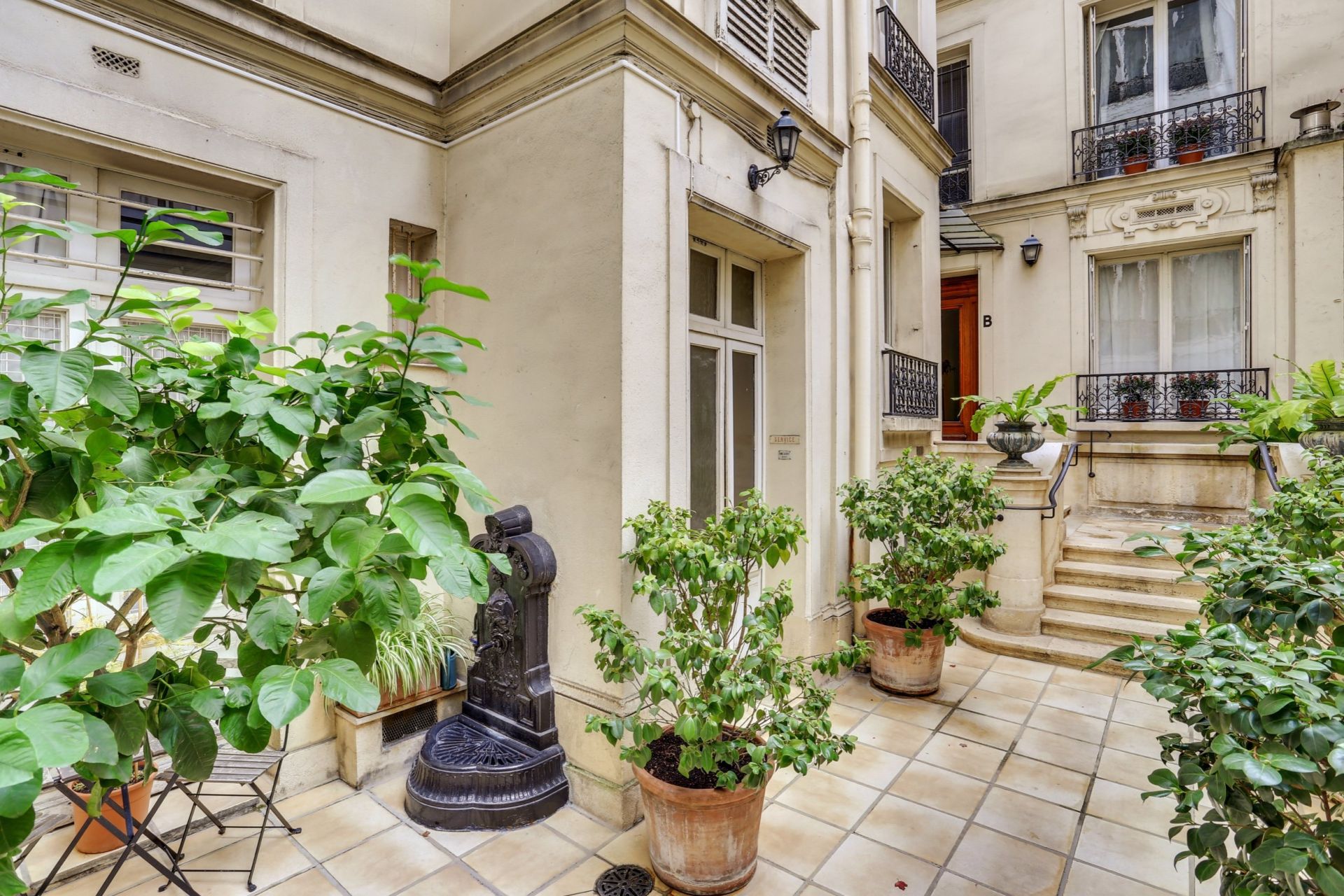 appartement 7 Pièces en location sur PARIS (75116)