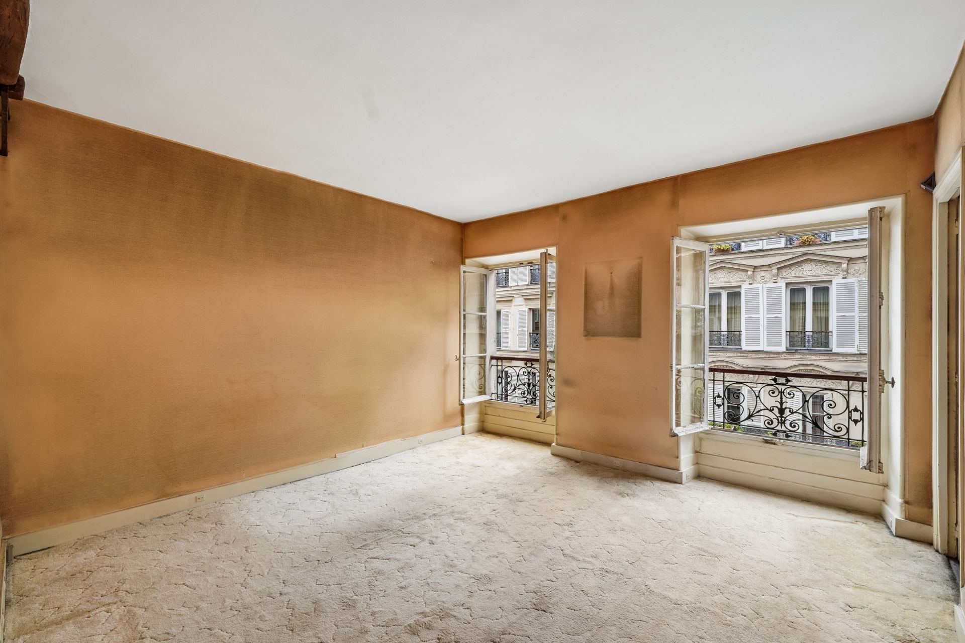 apartment 3 Rooms for sale on PARIS (75006)
