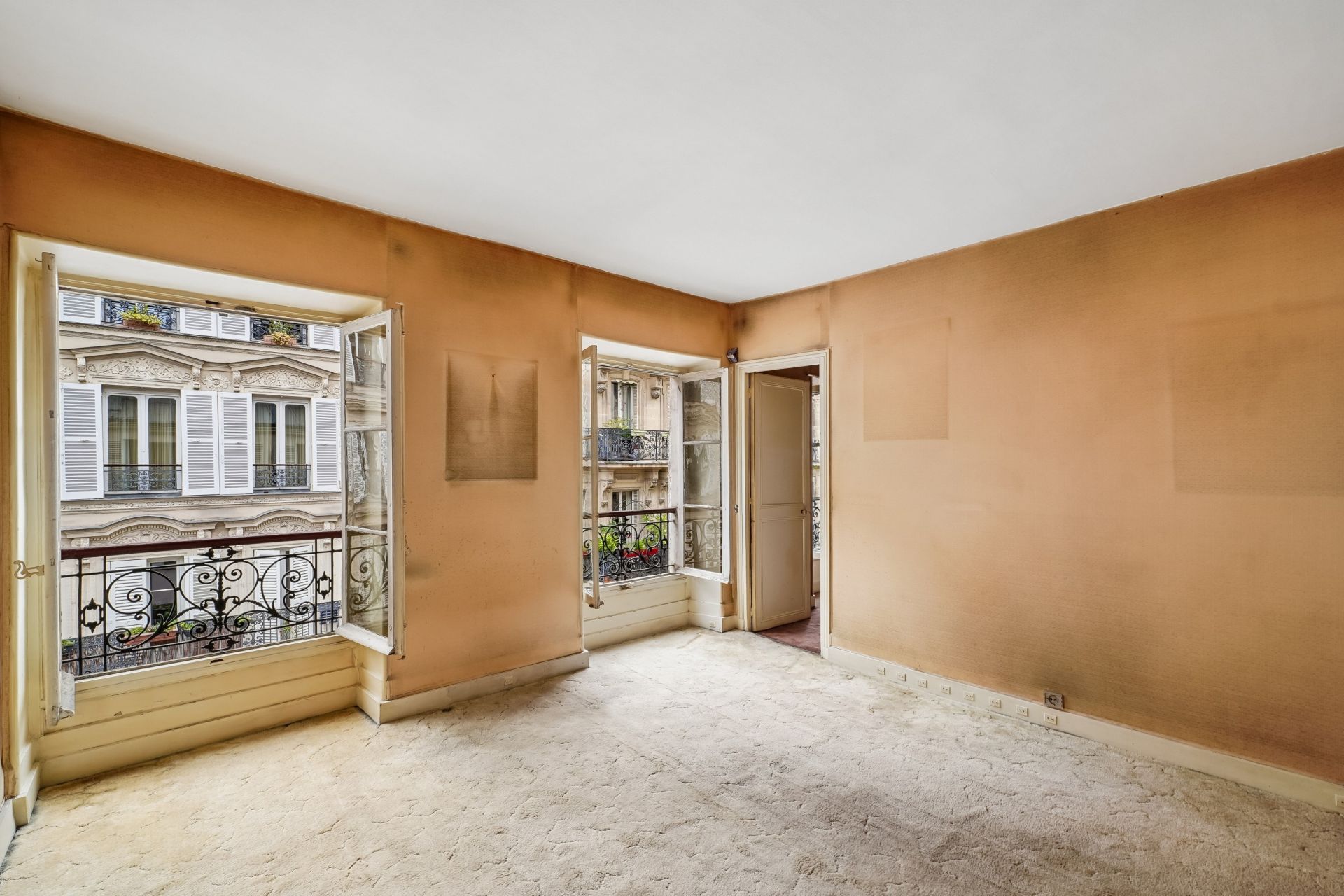 apartment 3 Rooms for sale on PARIS (75006)
