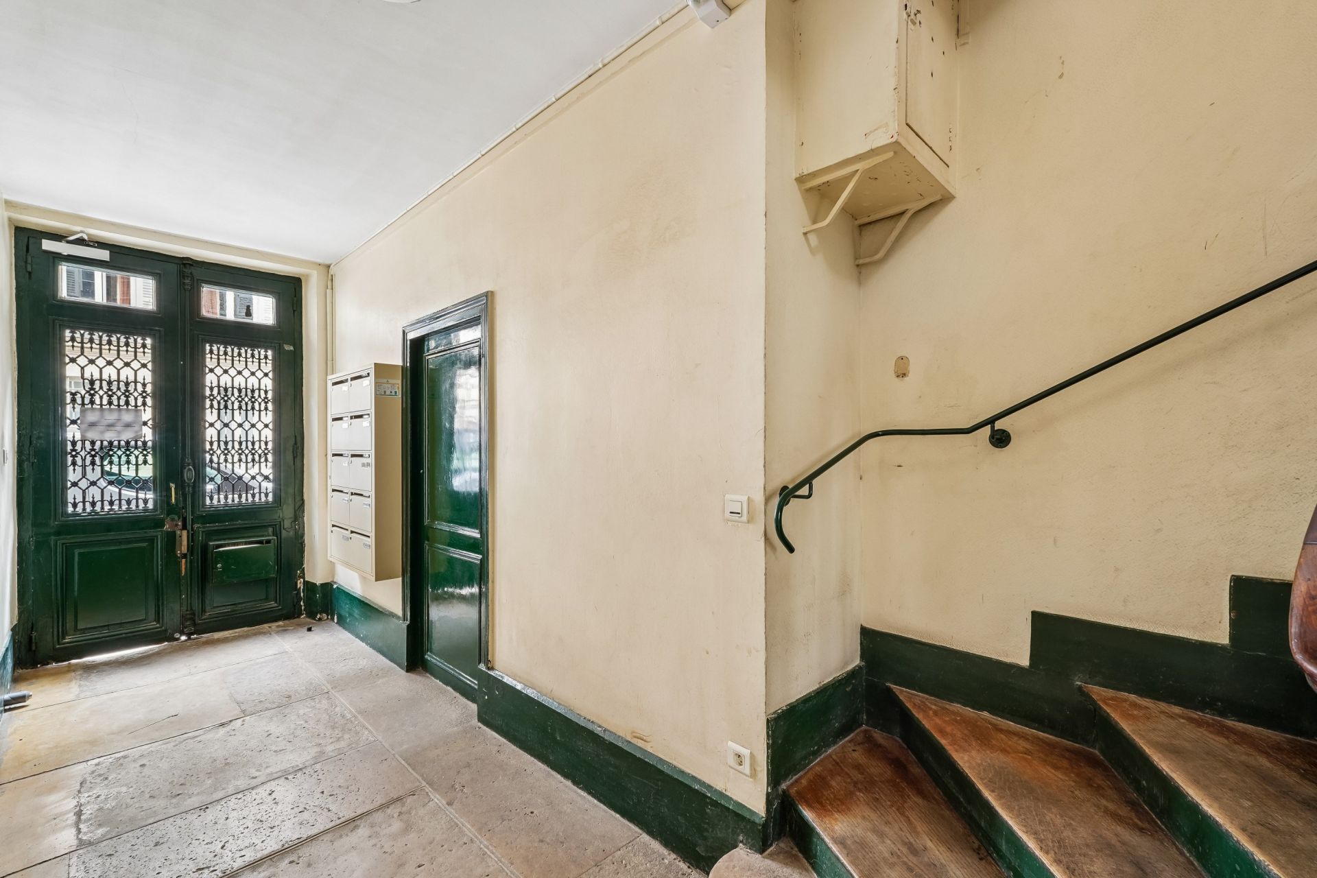 apartment 3 Rooms for sale on PARIS (75006)