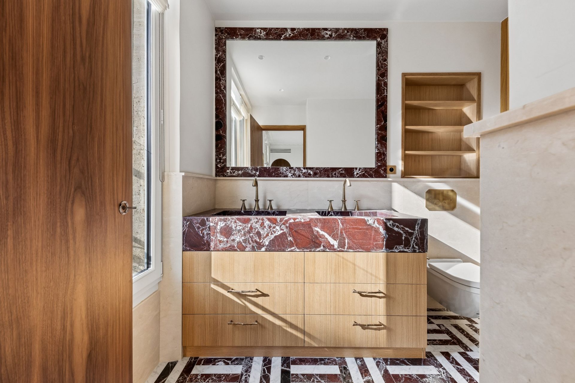 appartement 4 Pièces en vente sur PARIS (75007)