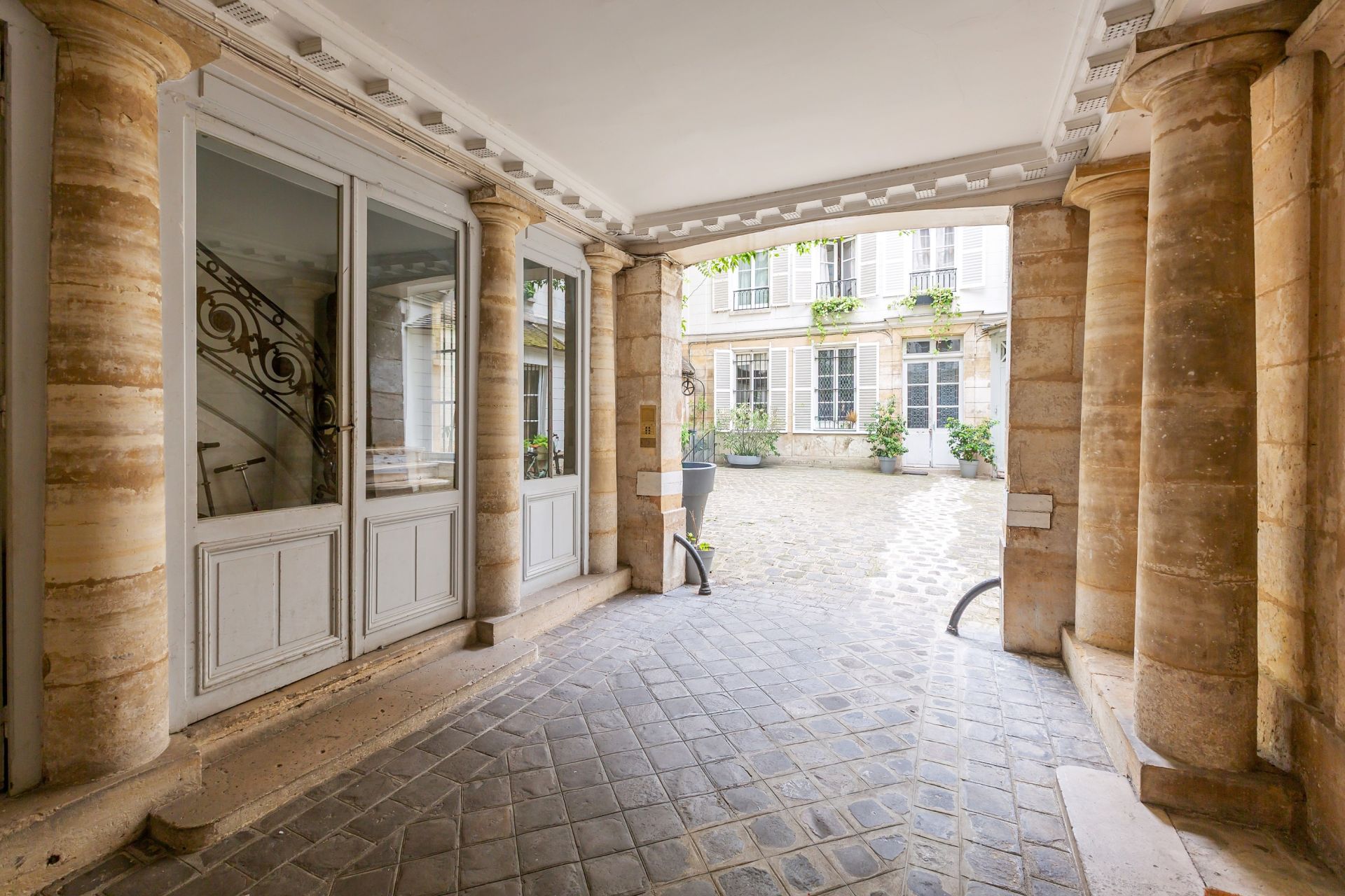 appartement 5 Pièces en vente sur PARIS (75006)