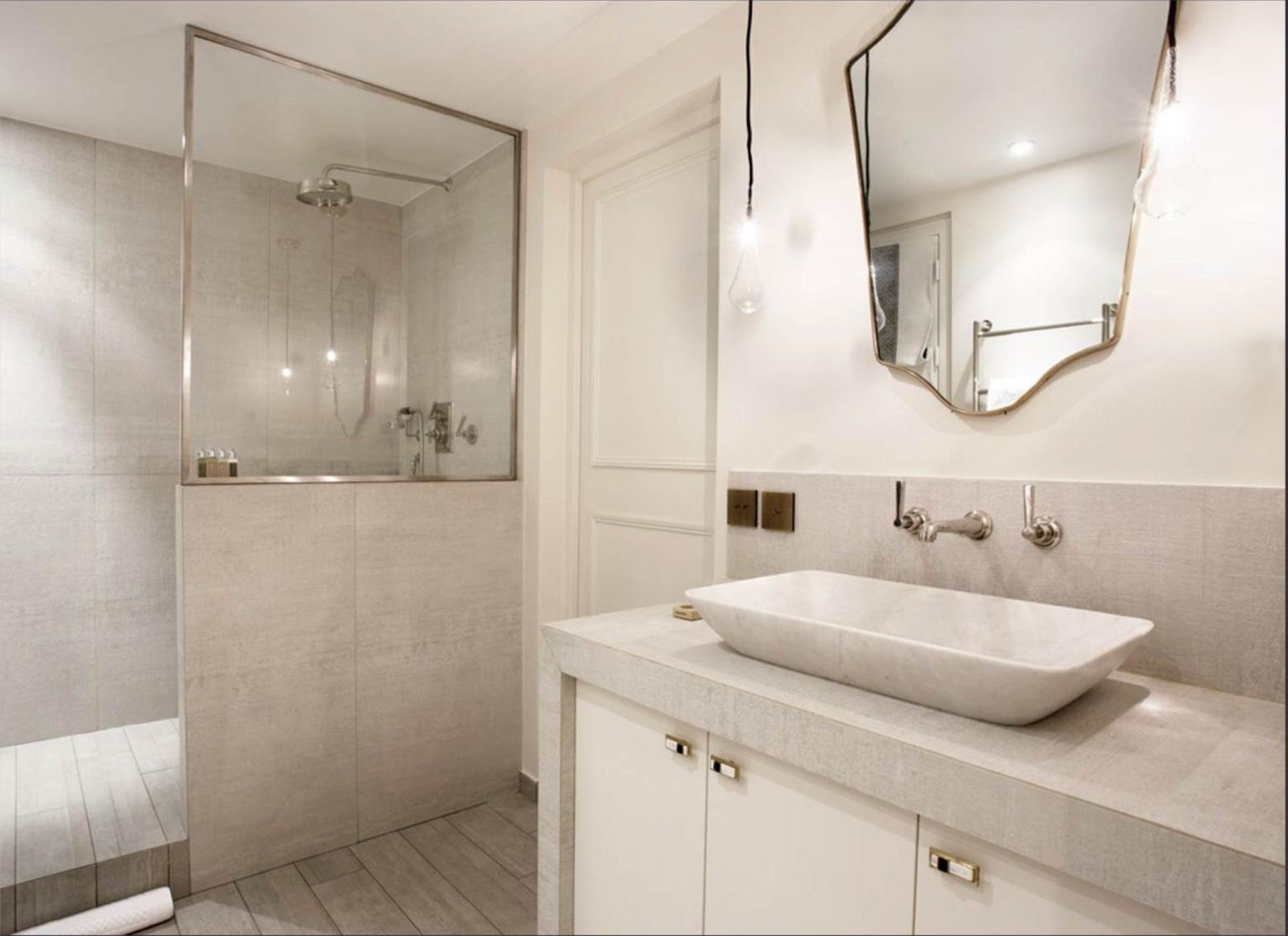 appartement 5 Pièces en vente sur PARIS (75007)