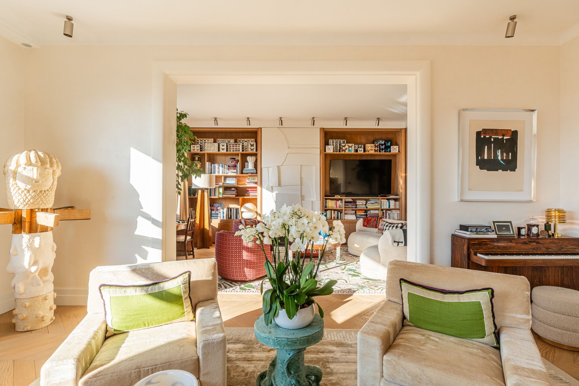 apartment 5 Rooms for sale on PARIS (75016)