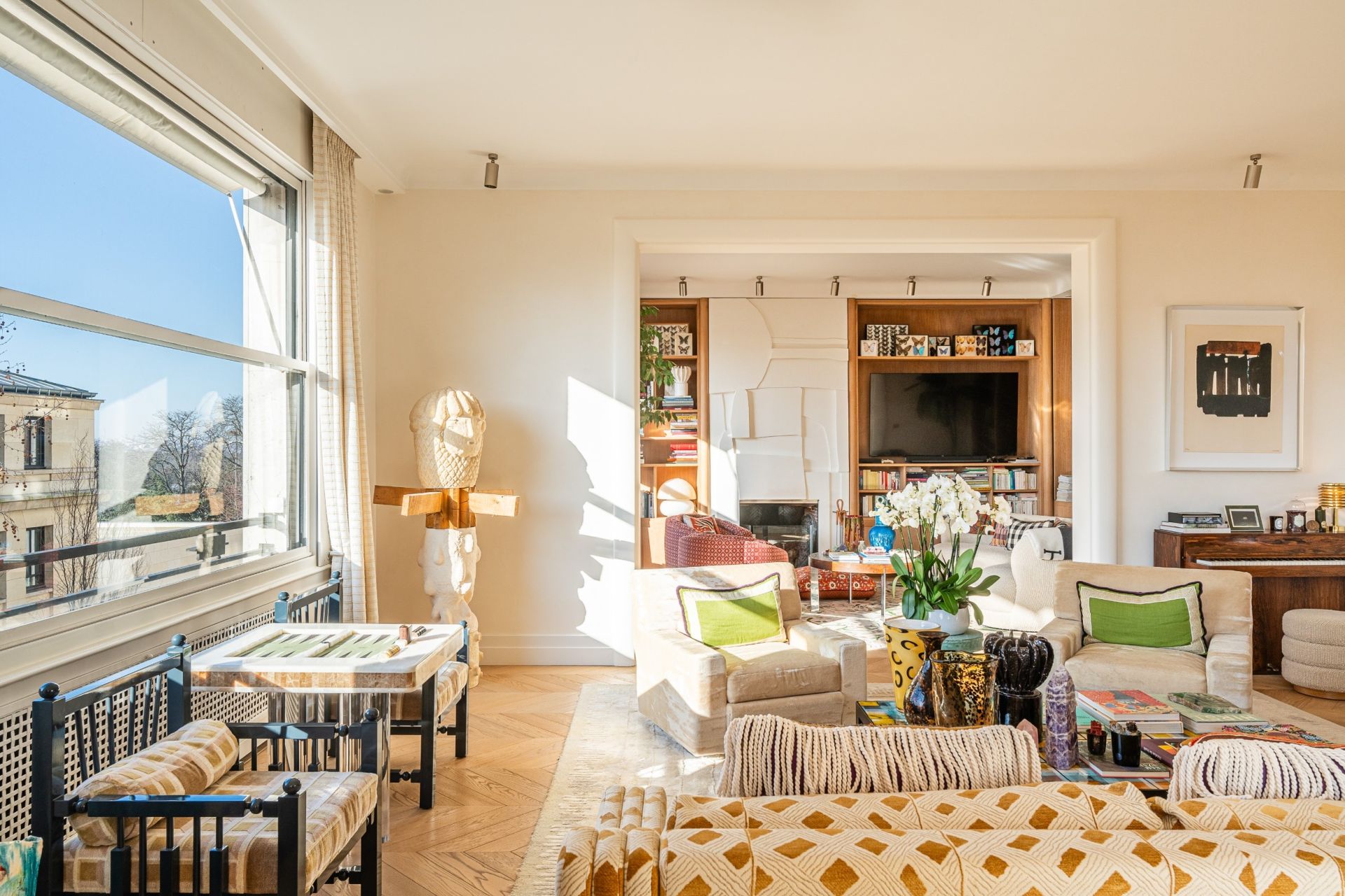 apartment 5 Rooms for sale on PARIS (75016)